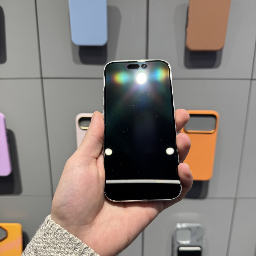 Смартфон Apple iPhone 15 Pro 256GB Белый титан (White Titanium) (Б/У)