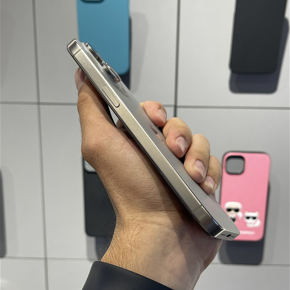 Смартфон Apple iPhone 15 Pro Max 512GB Natural Titanium (Б/У)