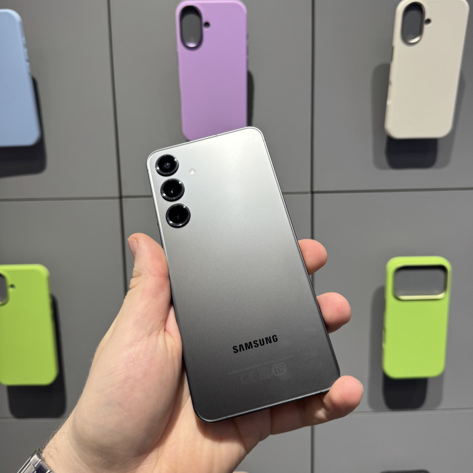 Смартфон Samsung Galaxy S24+ 12/256GB Черный (Onyx Black) (Б/У)