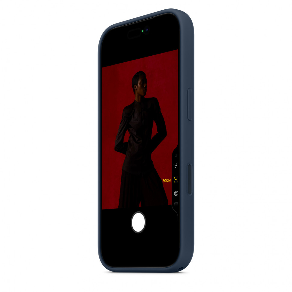 Чехол защитный Apple Silicone Case with MagSafe для iPhone 17 Pro Midnight