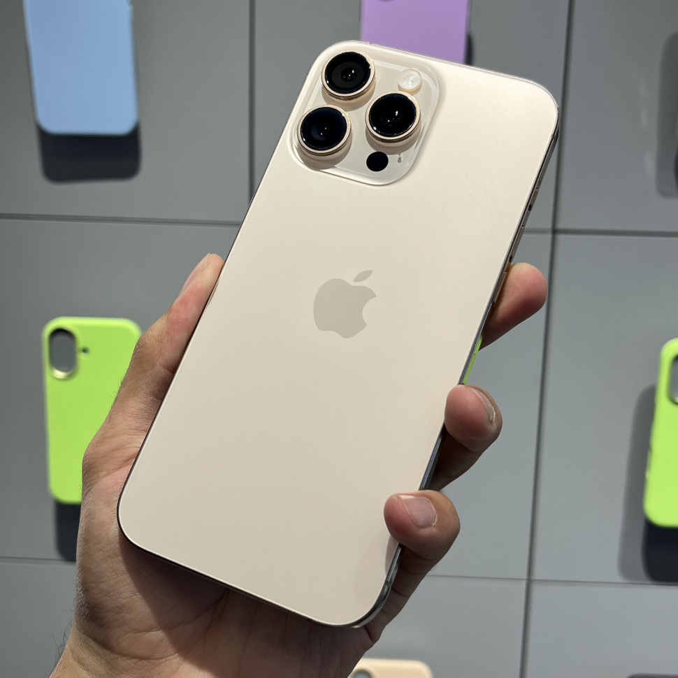 Смартфон Apple iPhone 16 Pro Max 256GB Desert Titanium (Б/У)