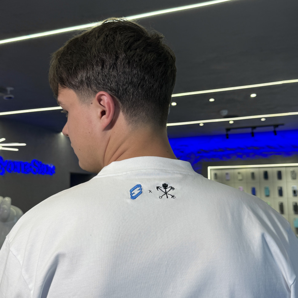 Футболка Syoma Store «Связаны воздухом Невы» Белая S/M
