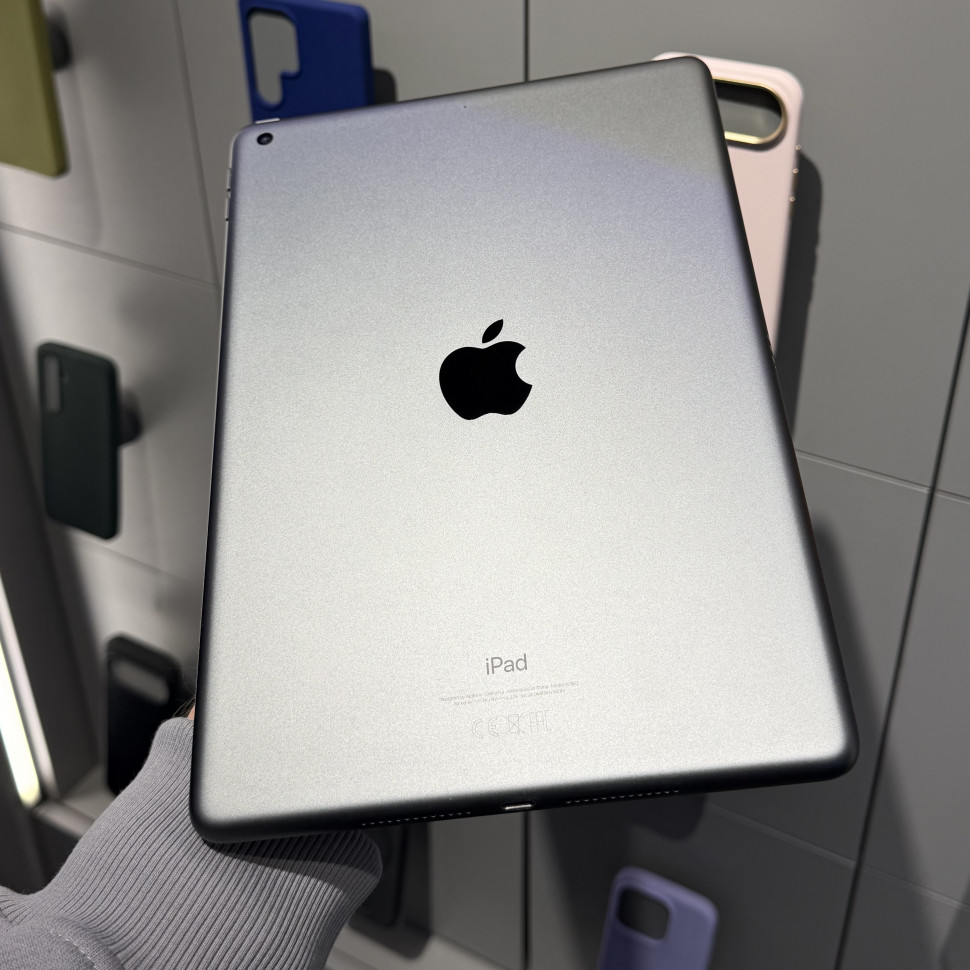 Планшет Apple iPad 10.2 (9th Generation) 64GB Wi-Fi Серый космос (Б/У)