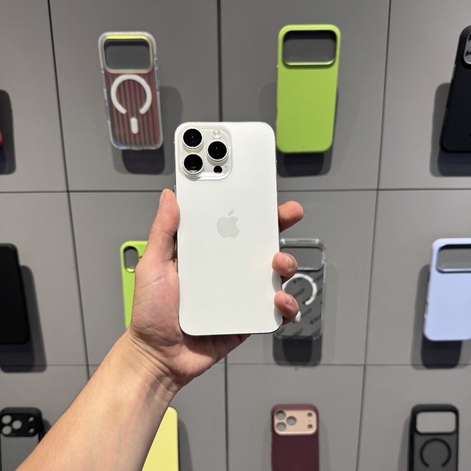 Смартфон Apple iPhone 15 Pro Max 256GB Белый Титан (White Titanium) (Б/У)