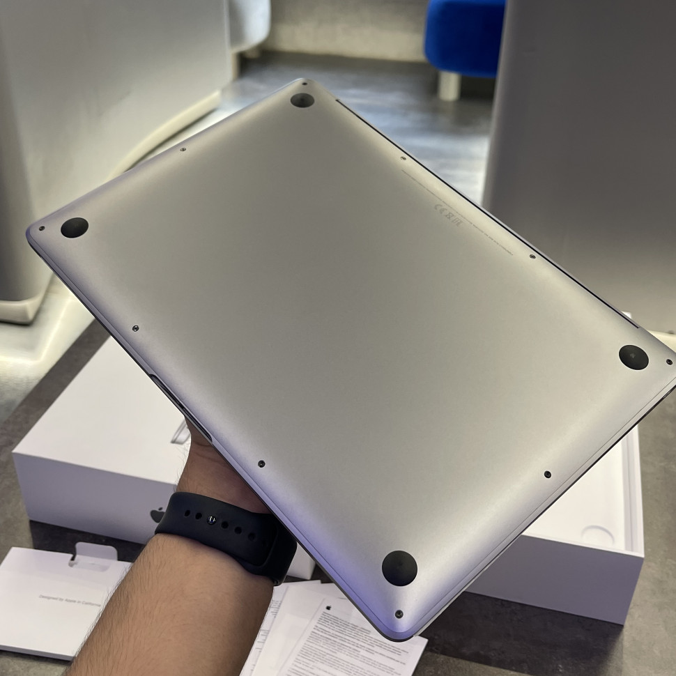 Ноутбук Apple MacBook Air 13 2020 M1 8/256GB Space Gray (Б/У)