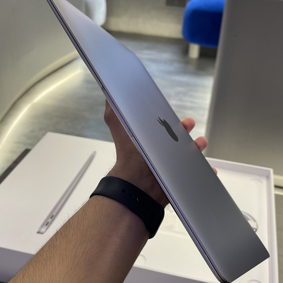 Ноутбук Apple MacBook Air 13 2020 M1 8/256GB Space Gray (Б/У)