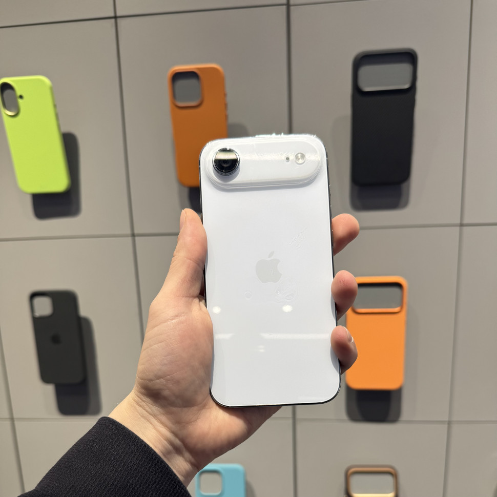 Смартфон Apple iPhone Air 256GB Голубой (Sky Blue) eSim (Б/У)