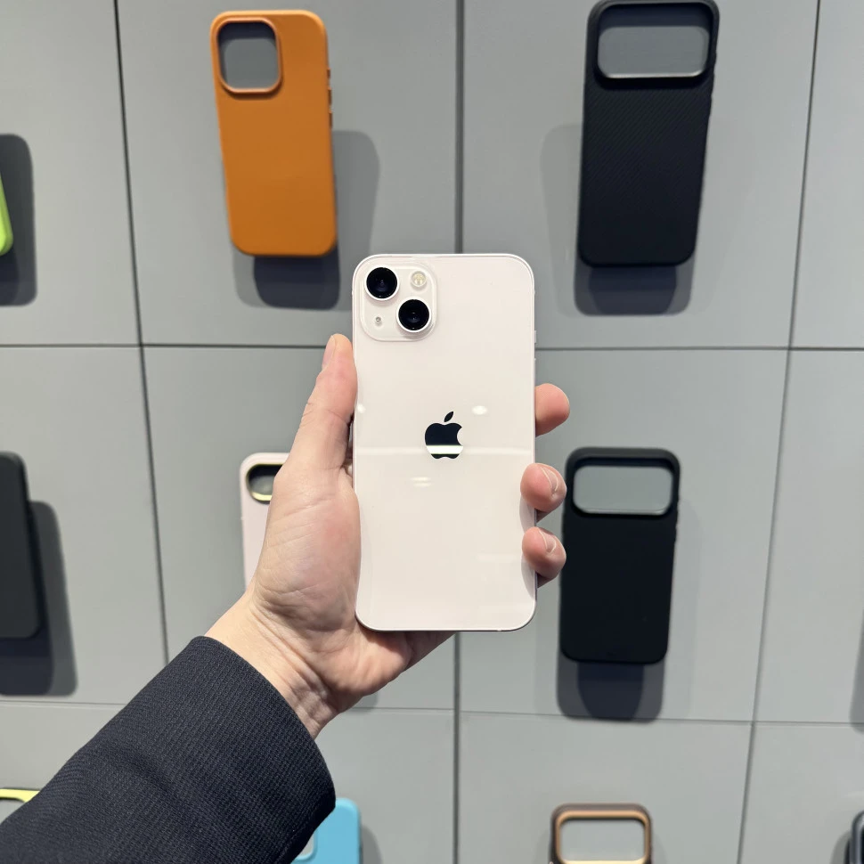 Смартфон Apple iPhone 13 128GB Розовый (Pink) (Б/У)