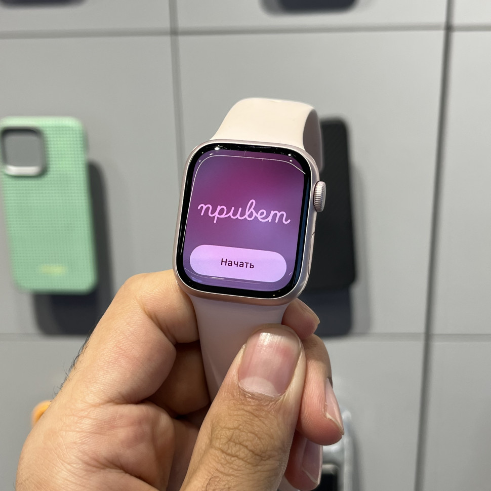 Умные часы Apple Watch Series 9 41mm Pink Aluminum Case with Pink Sport Band (S/M) (Б/У)