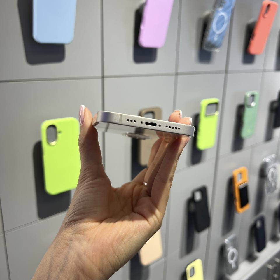 Смартфон Apple iPhone 13 256GB Белый (Starlight) (Б/У)