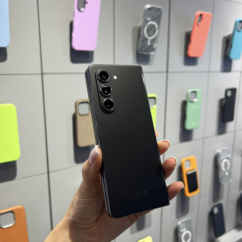 Смартфон Samsung Galaxy Z Fold 5 12/256GB Графит (Б/У)