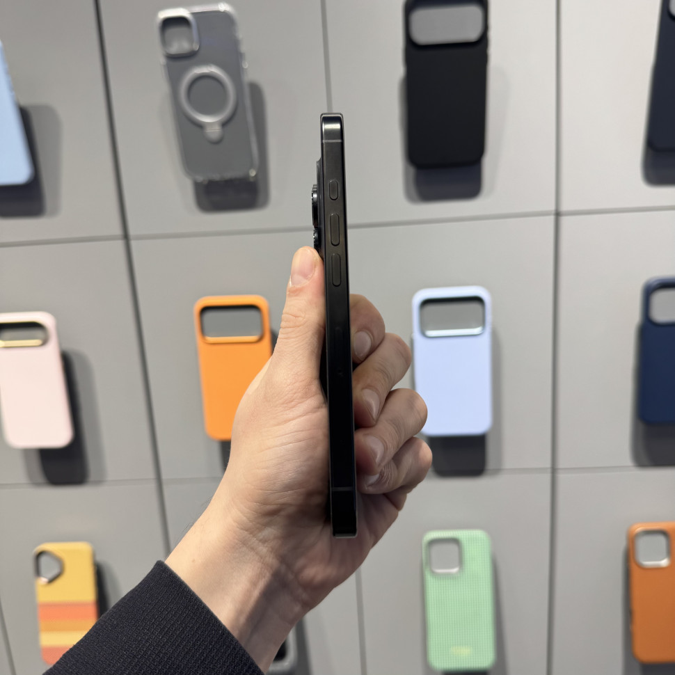 Смартфон Apple iPhone 16 Pro 128GB ASIS Черный титан (Black Titanium)