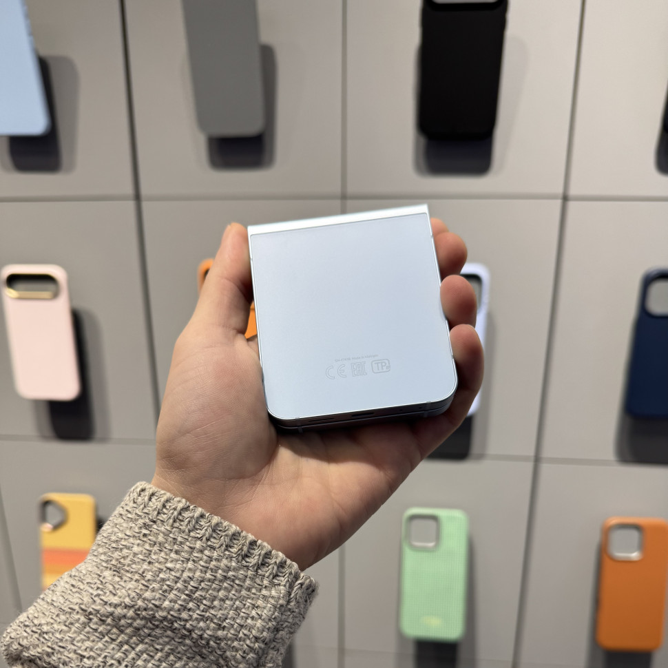 Смартфон Samsung Galaxy Z Flip6 12/512GB Голубой (Blue) (Б/У)