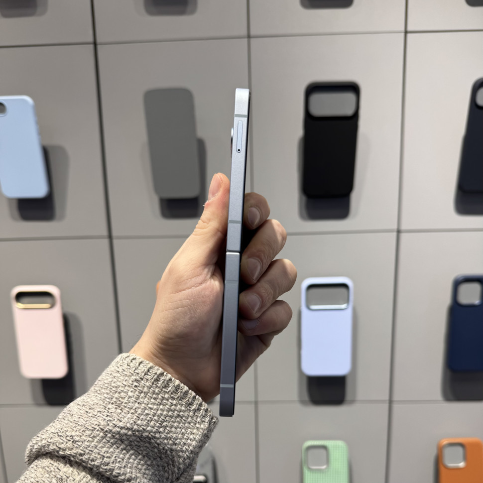 Смартфон Samsung Galaxy Z Flip6 12/512GB Голубой (Blue) (Б/У)